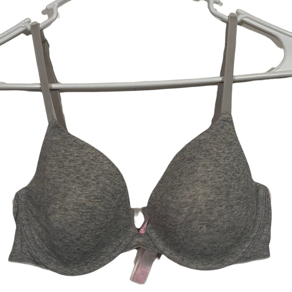 Victoria’s Secret PINK 32C Grey T-Shirt Lightly Lined Bra